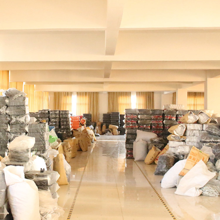 公司倉(cāng)庫(kù)